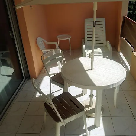 Grand Parc De Vaugrenier - Climatiseur - Terrasse - Piscine Villeneuve-Loubet